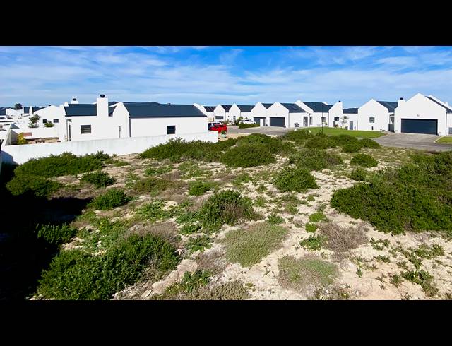 3 BEDROOM HOUSE FOR SALE IN ATLANTIC SANDS PRIVATE ESTATE